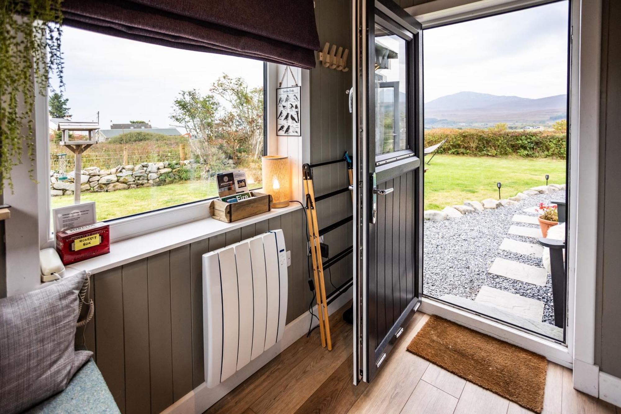 Jura, Mrs Leonard'S Cottage Craighouse 外观 照片